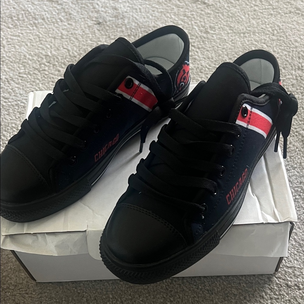 Chicago Bears navy and orange   Kids sneakers
Never worn